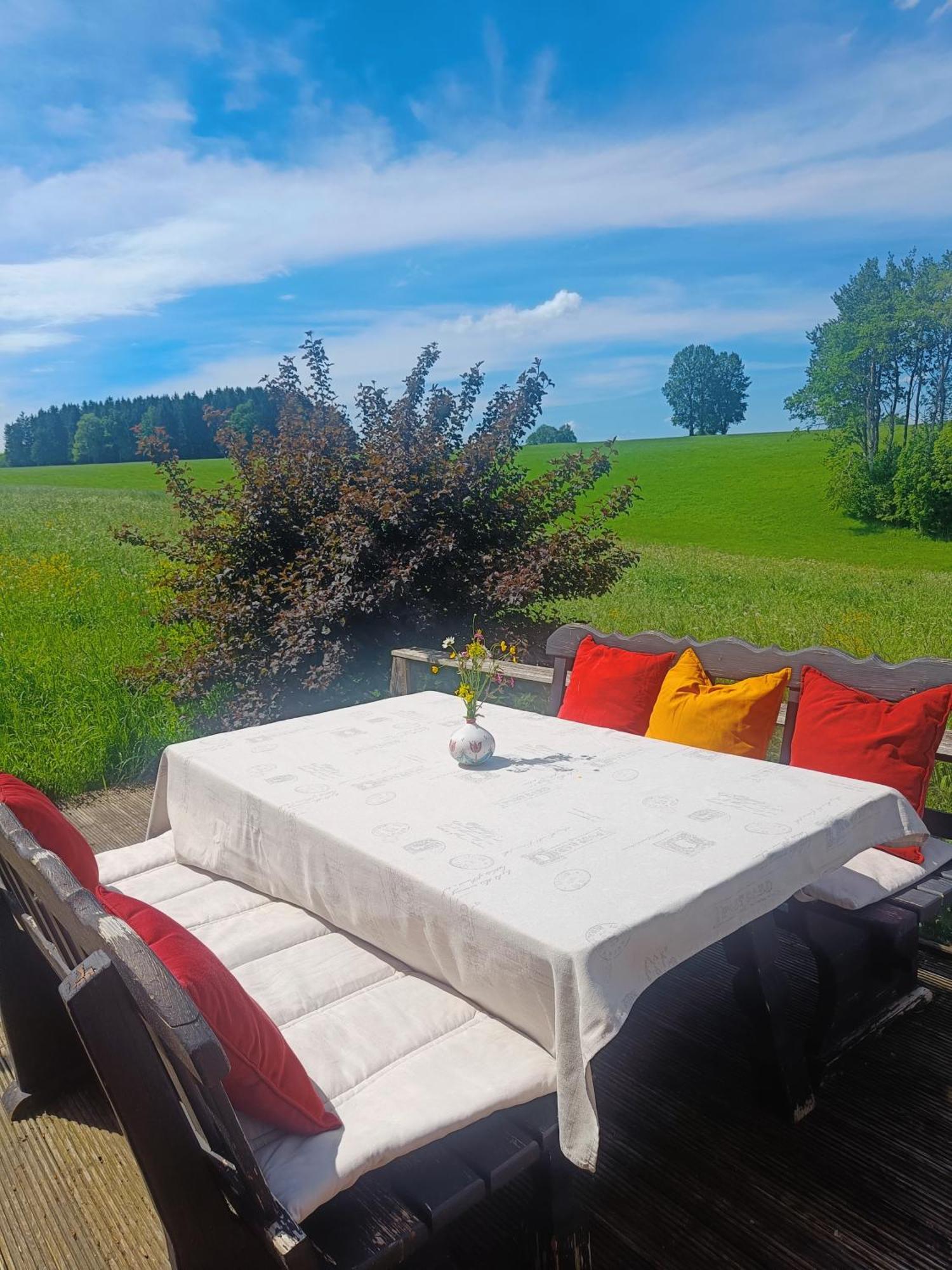 Appartamento Berghof-Glueck Kaufbeuren Esterno foto